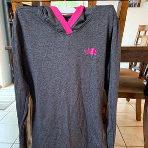 North Face pull over
